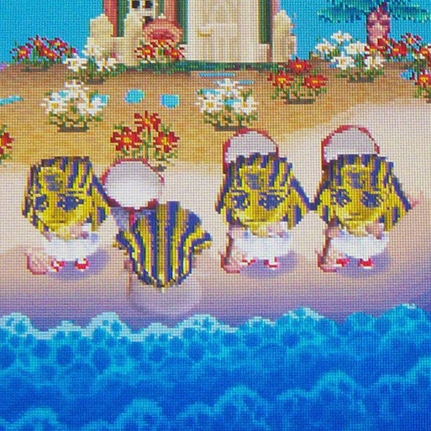 One King Tut falls flat on their face