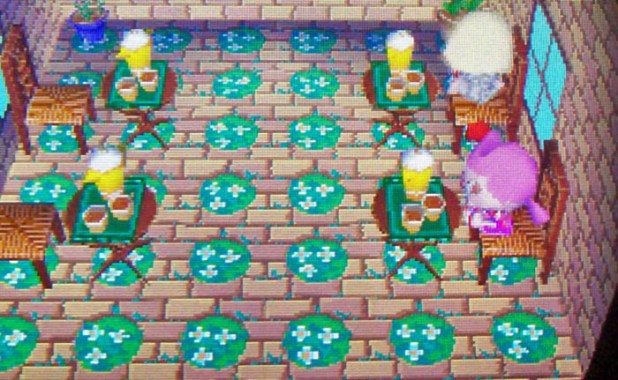 Kammile's café room